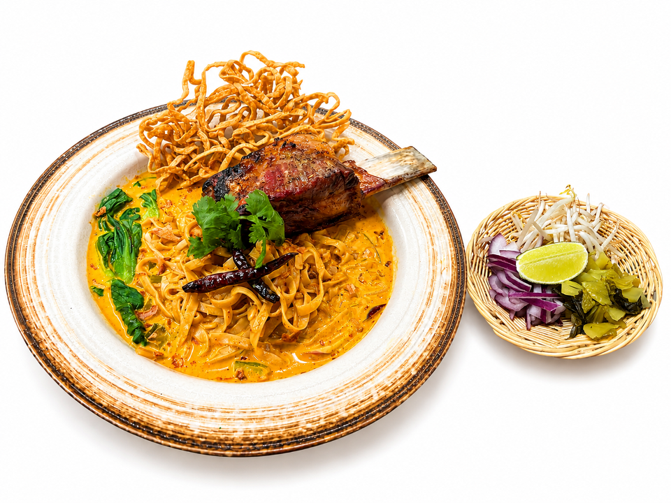 SIGNATURE KHAO SOI SHORT RIB 🌶️.
