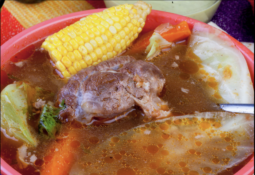 Caldo de Res.