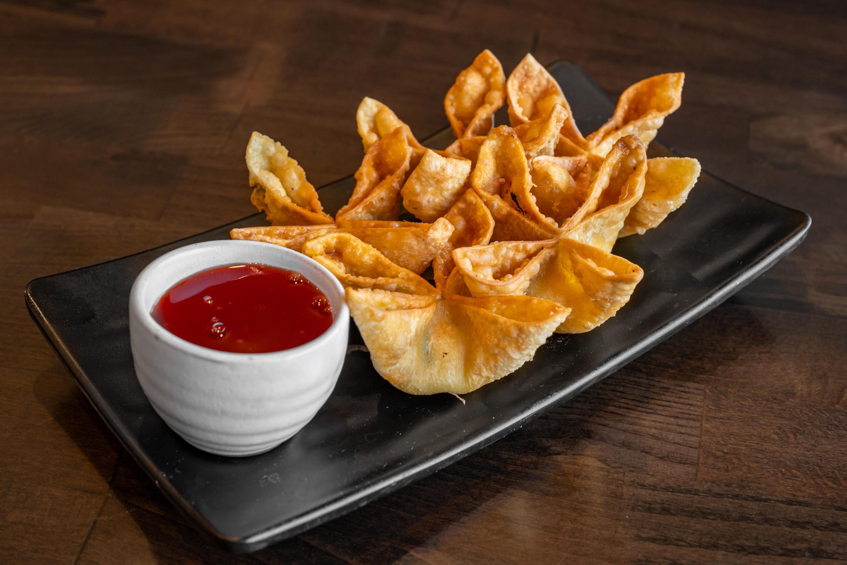 5pc Cream Cheese Rangoon.