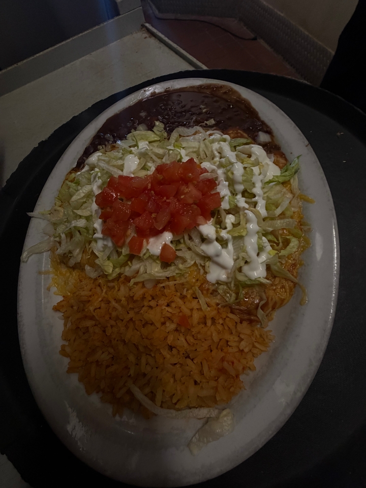2 Enchiladas.