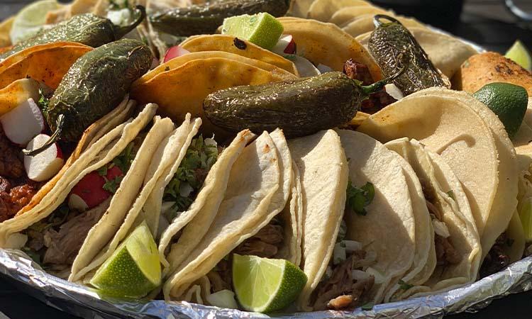 TACO BAR ( 10 Person ).