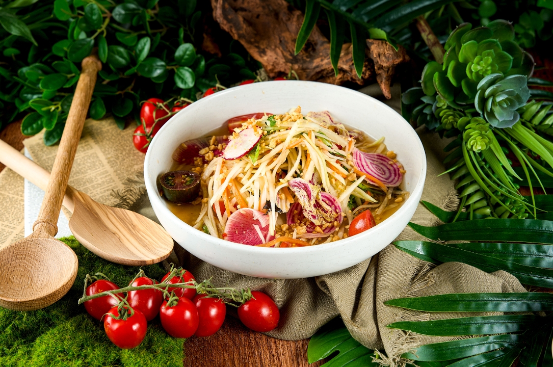 Green Papaya Salad (GF)(N).