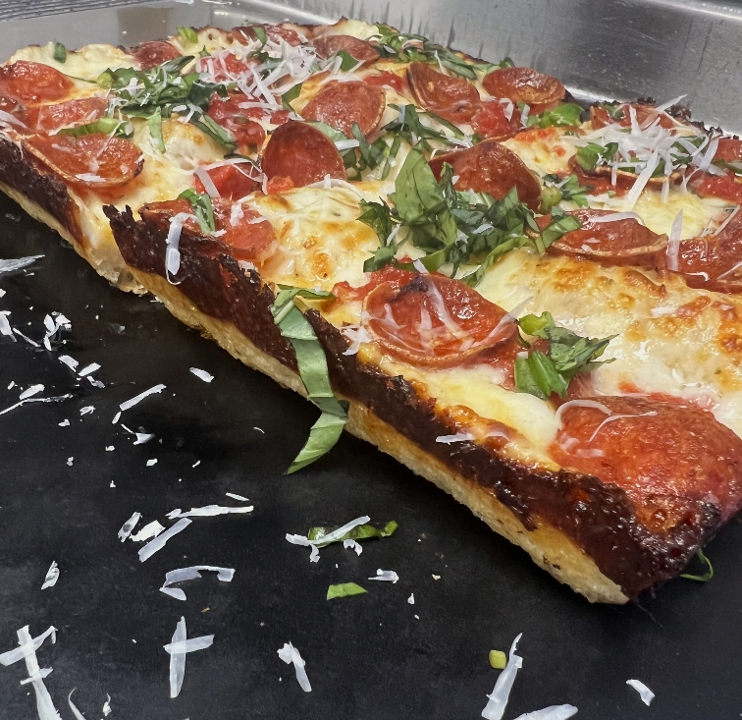 4 SQUARE PEPPERONI.