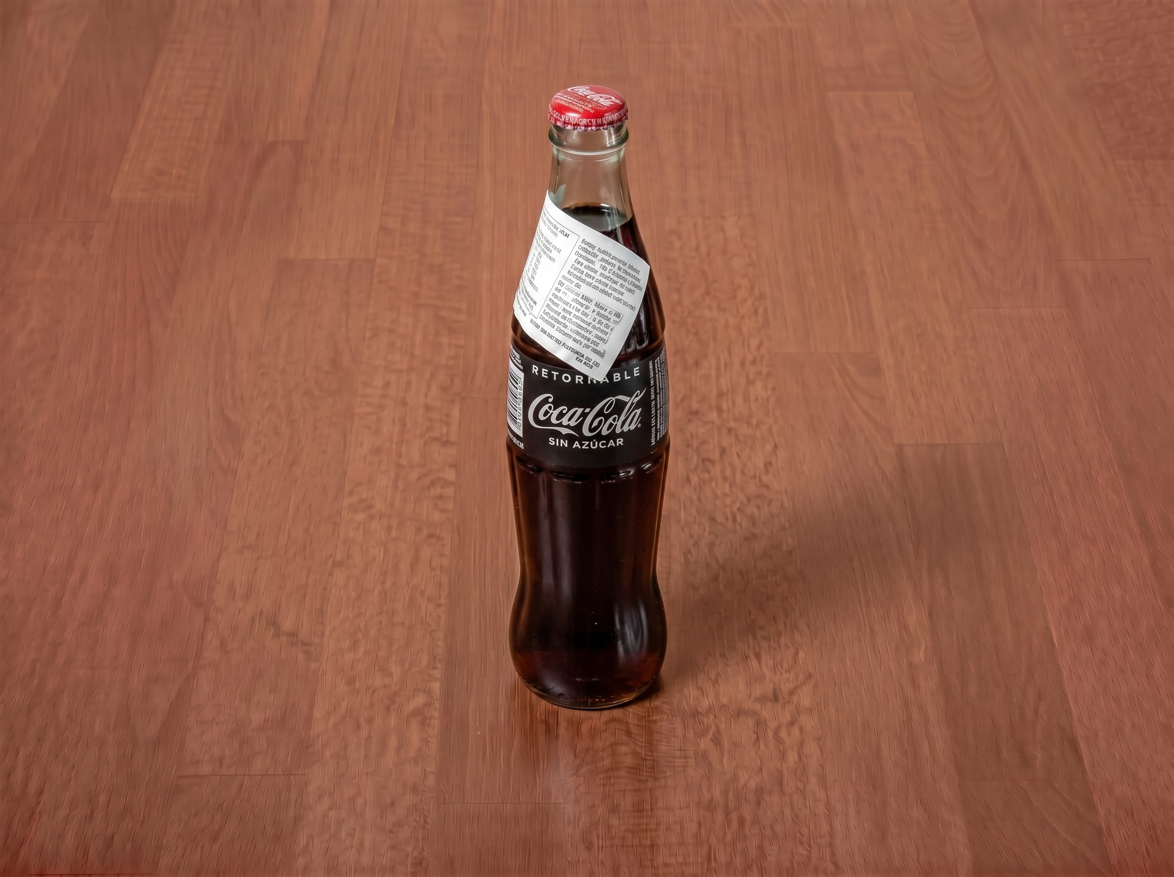 Coca-Cola Mexicana en Botella De Vidrio / Mexican Coke in Bottle of Glass.