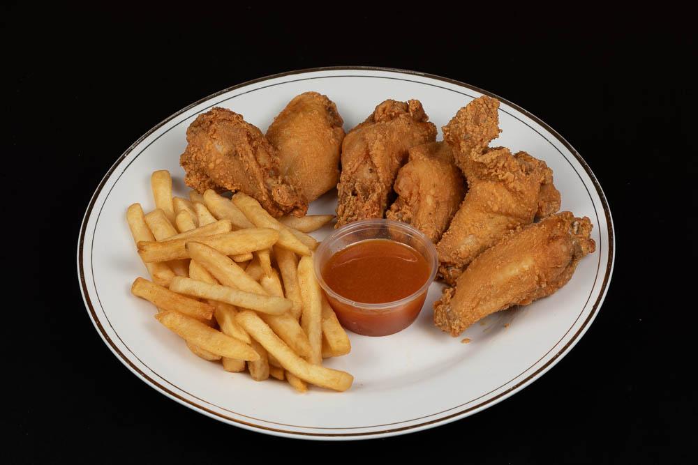 Gails Wings (6 Piece) w/ Fries.