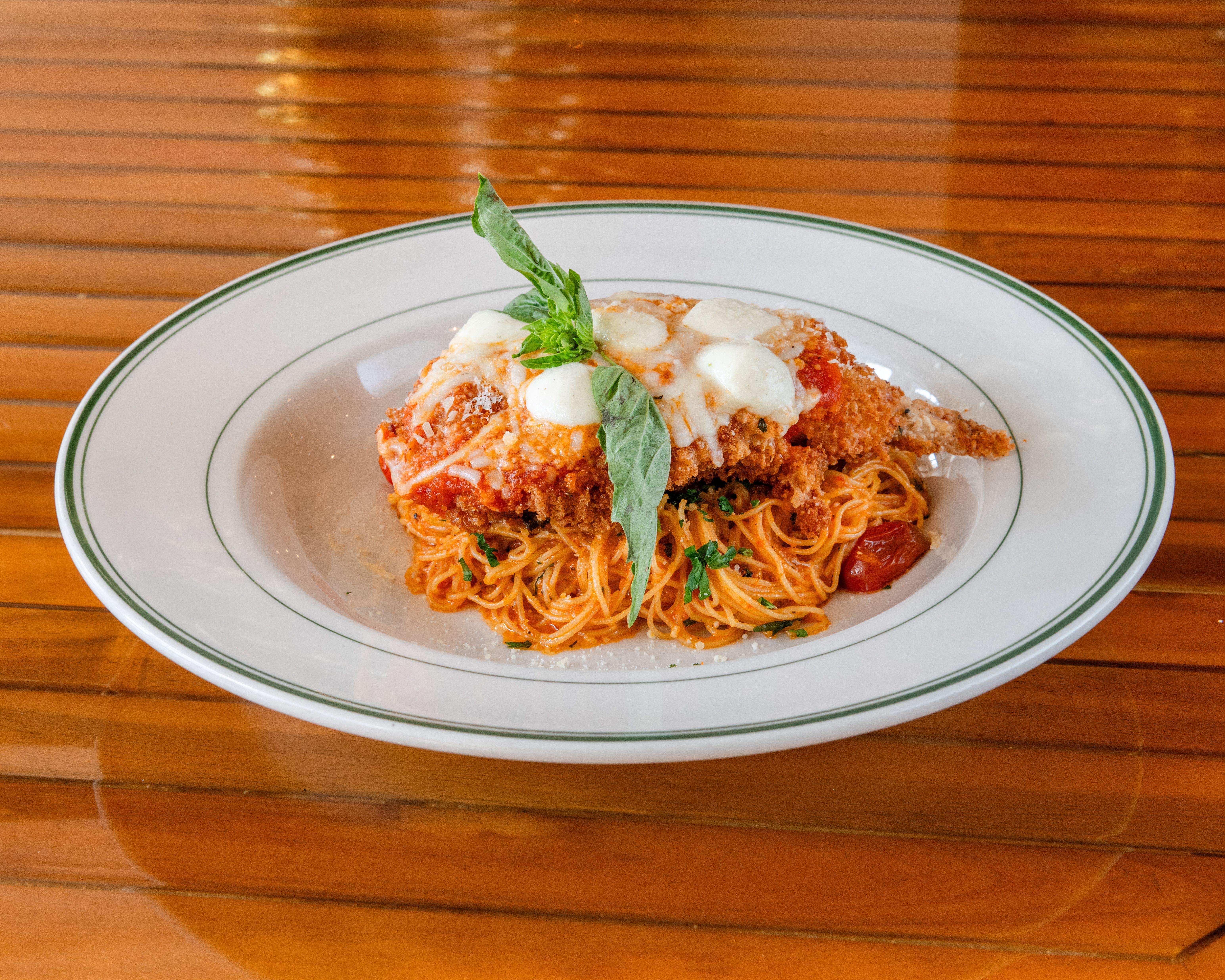 CHICKEN PARMESAN LUNCH.
