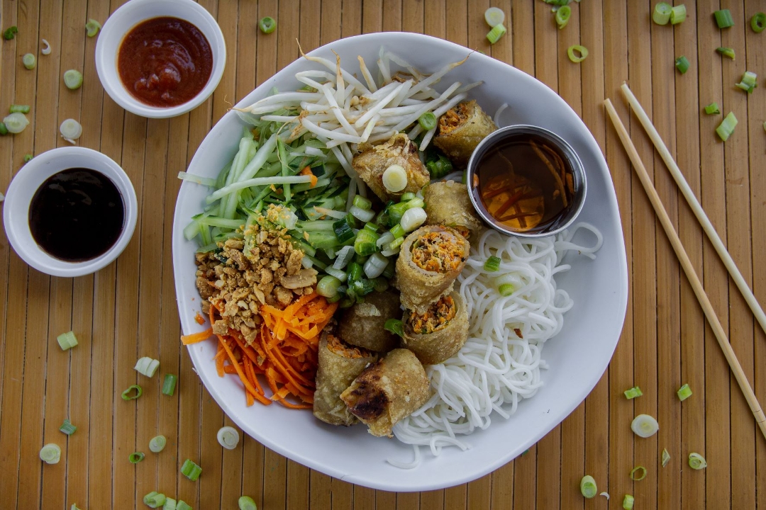 360 Viet Eggrolls Vermicelli Plate.