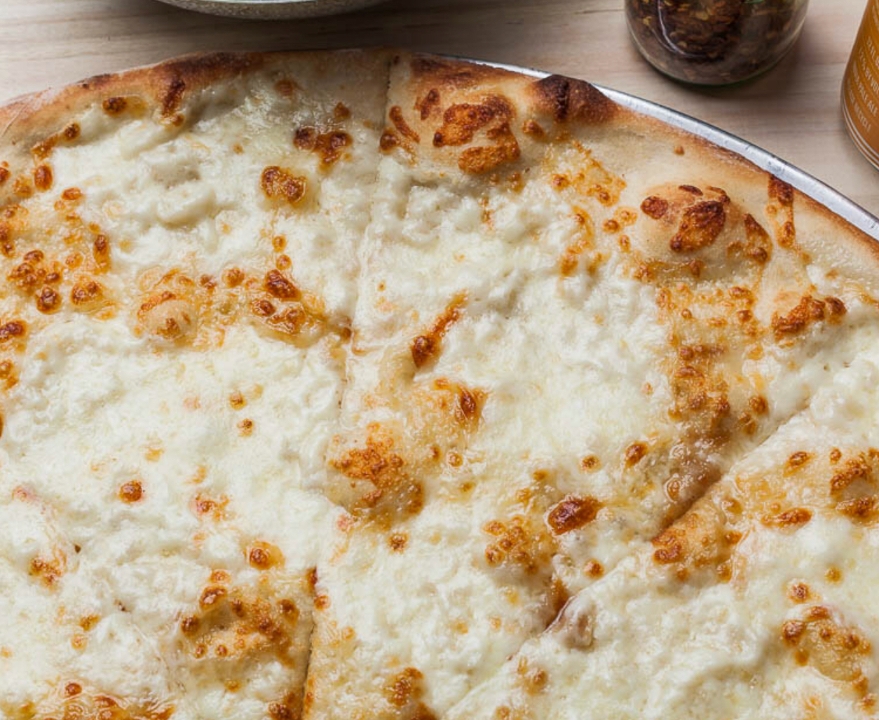 16" White Pie.