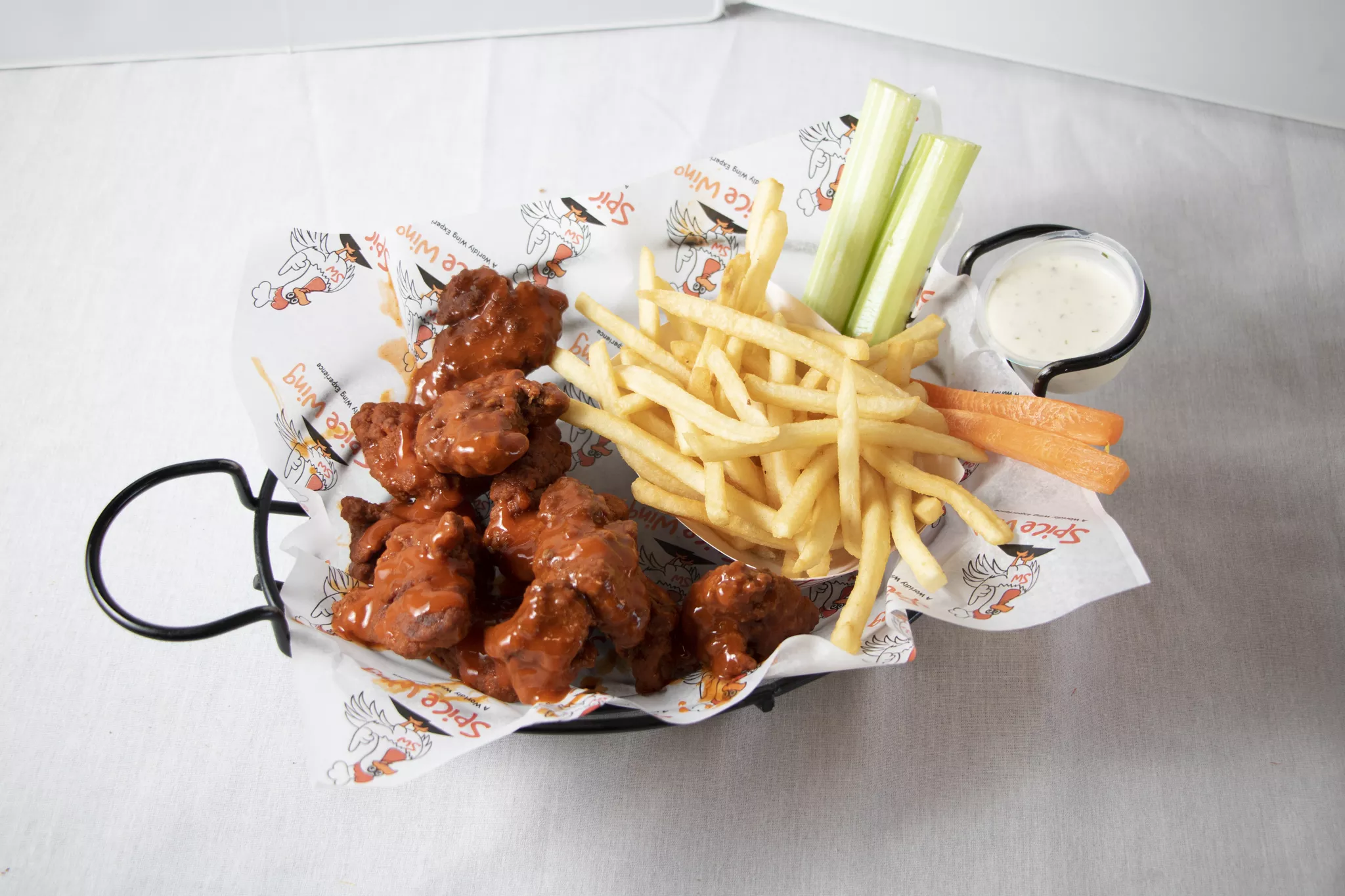 6 Piece Wing Combo Daily Special.