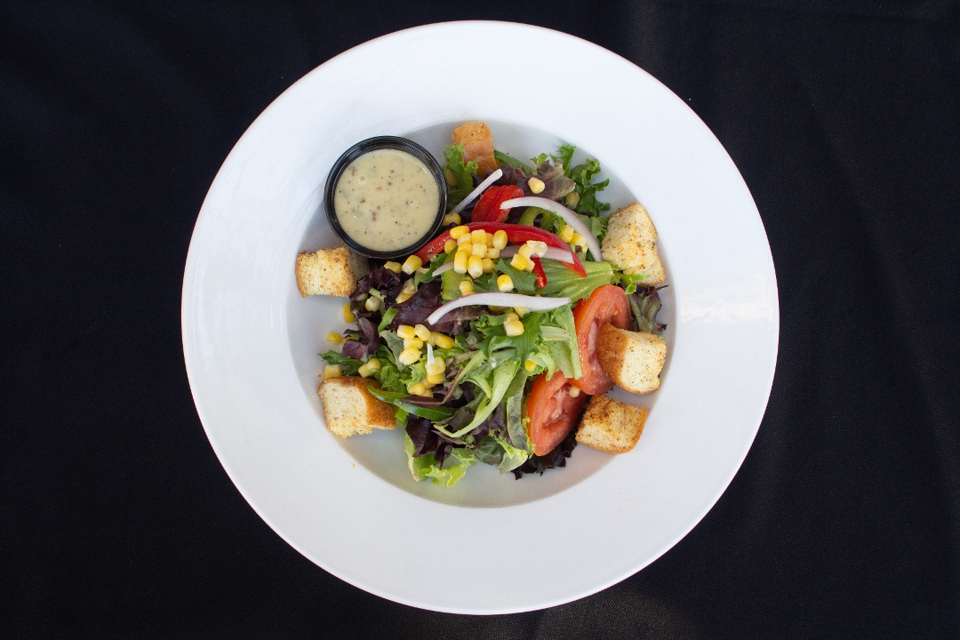 SM mixed green salad.