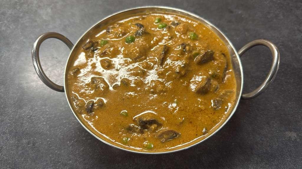Mushroom Mutter (With Rice).
