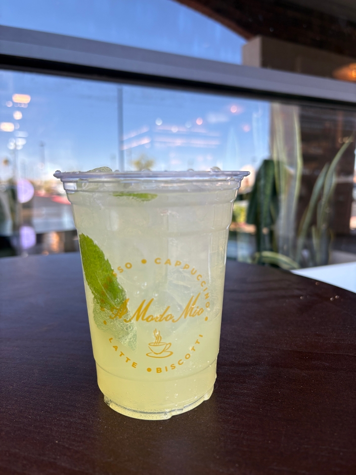 Limoncello Refresher.