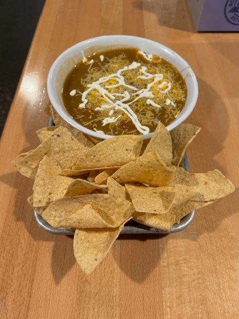 Bowl Green Chile (Chips).