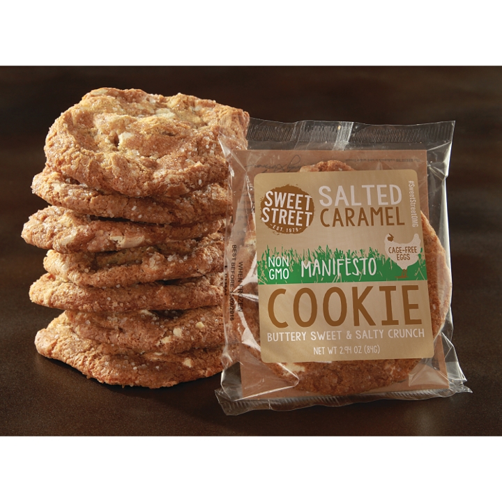 Salted caramel manifesto® cookie.