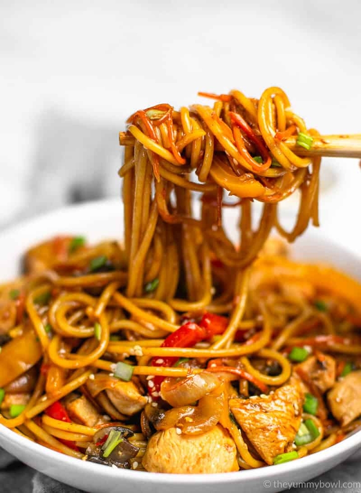 Chicken Stir Fry Noodle.