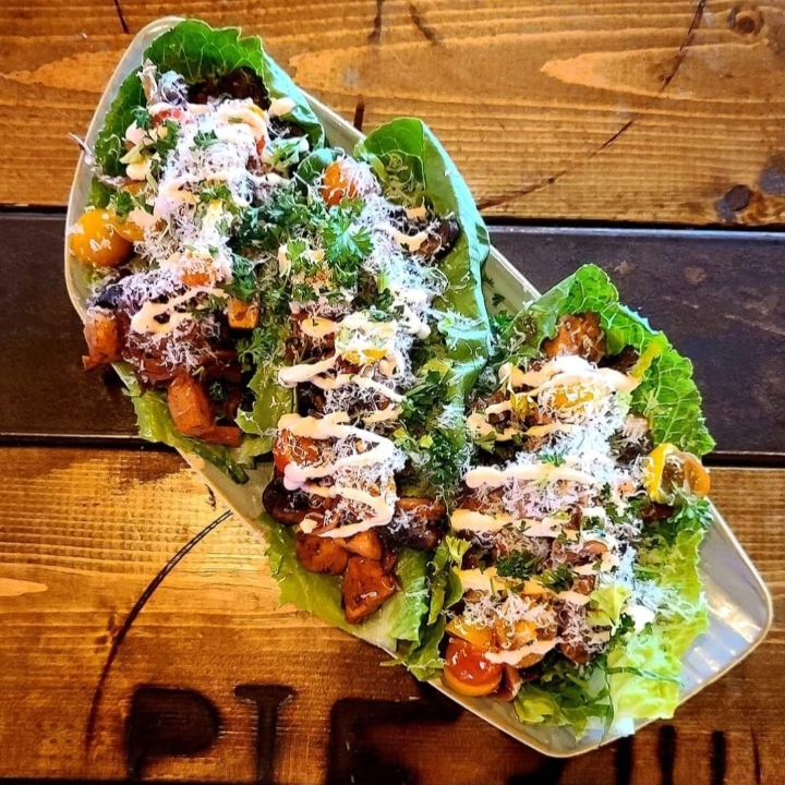 Balsamic Chicken Lettuce Wraps.