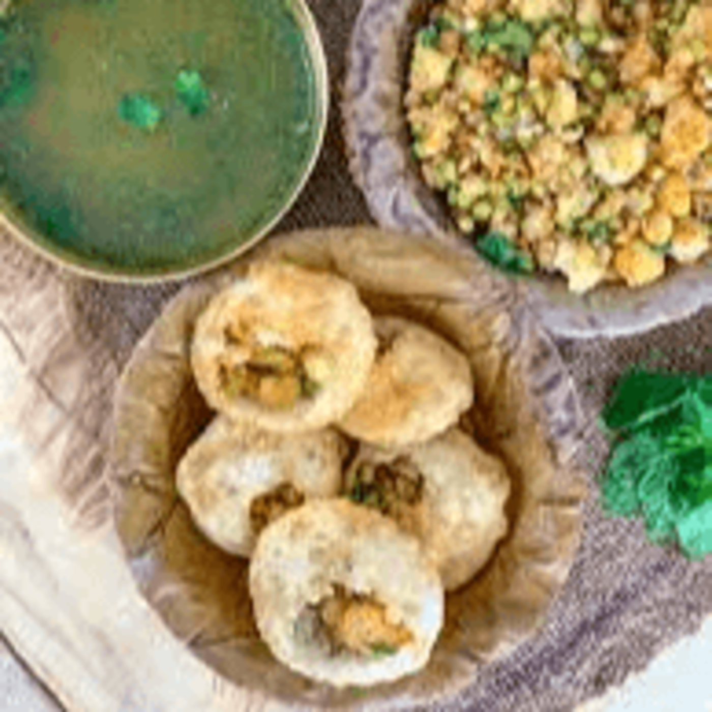 Pani Puri (Golgappa | Traditional Street Food).