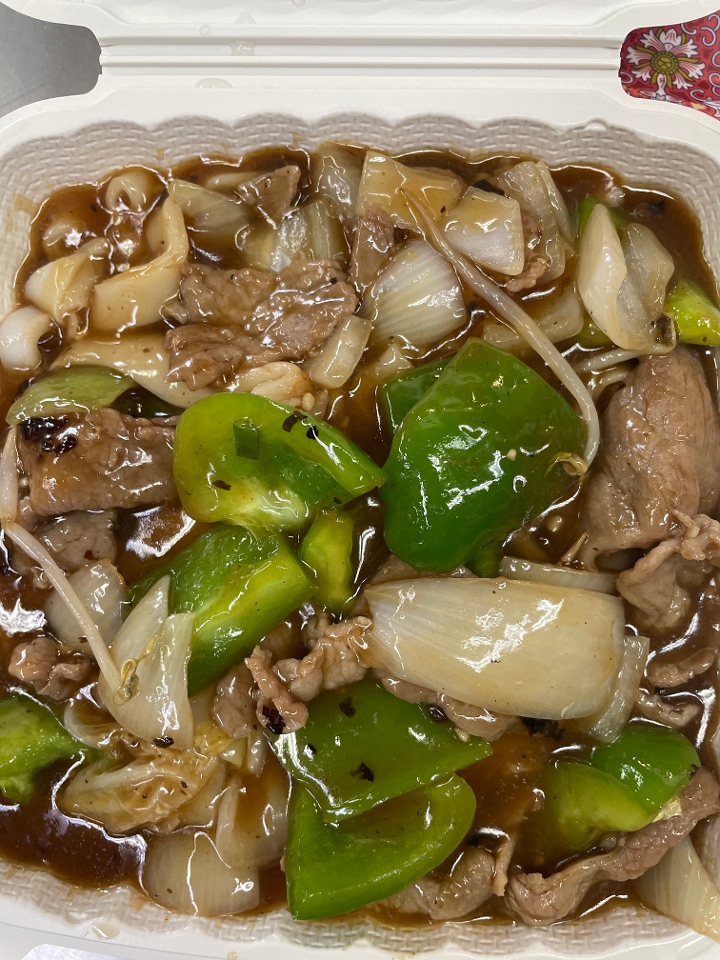 鼓椒牛河 162.Chow Funn with Beef Bean Sauce.