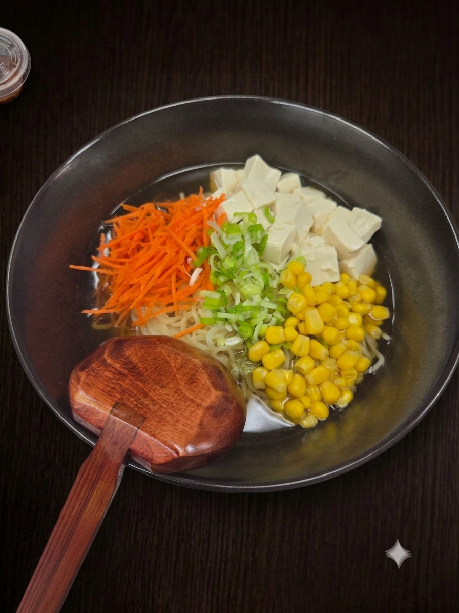 R4 Veggie Ramen.