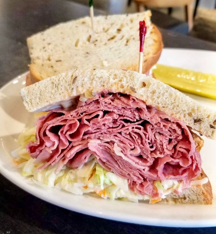 Corned Beef Sandwich (*).