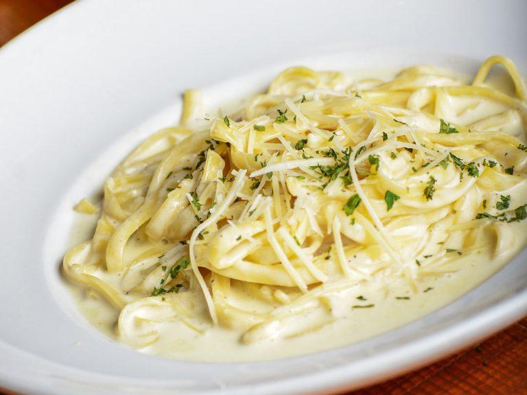 Fettuccini Alfredo.