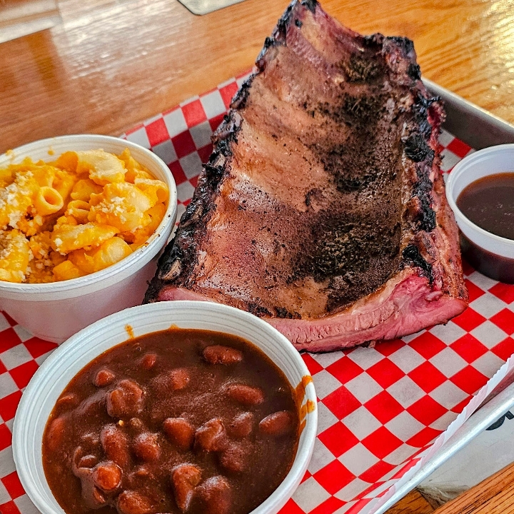BBQ Plate: 1 Item Combo.