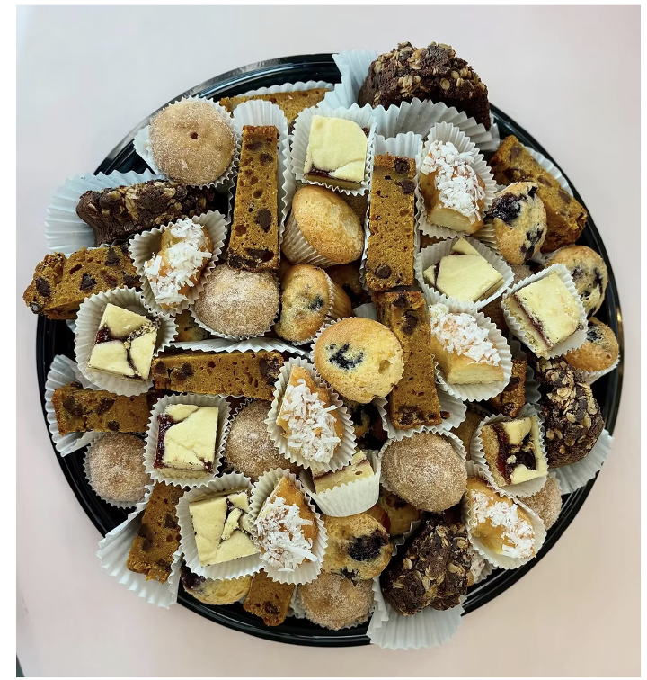 Sweet Retreat Sampler ⭐ (serves 12).