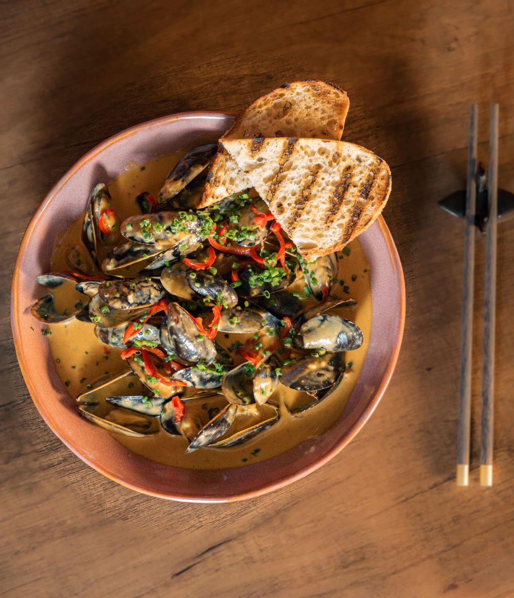 Tom KHA mussels.