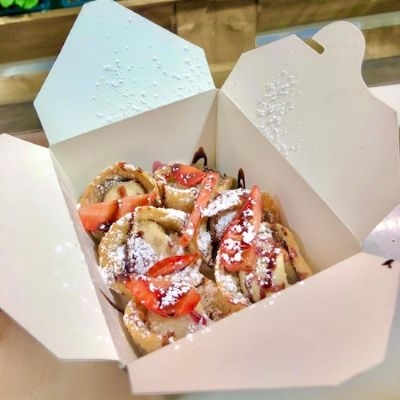 Strawberry Nutella Wonton.