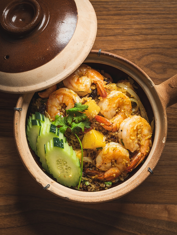 PINEAPPLE FRIED RICE.