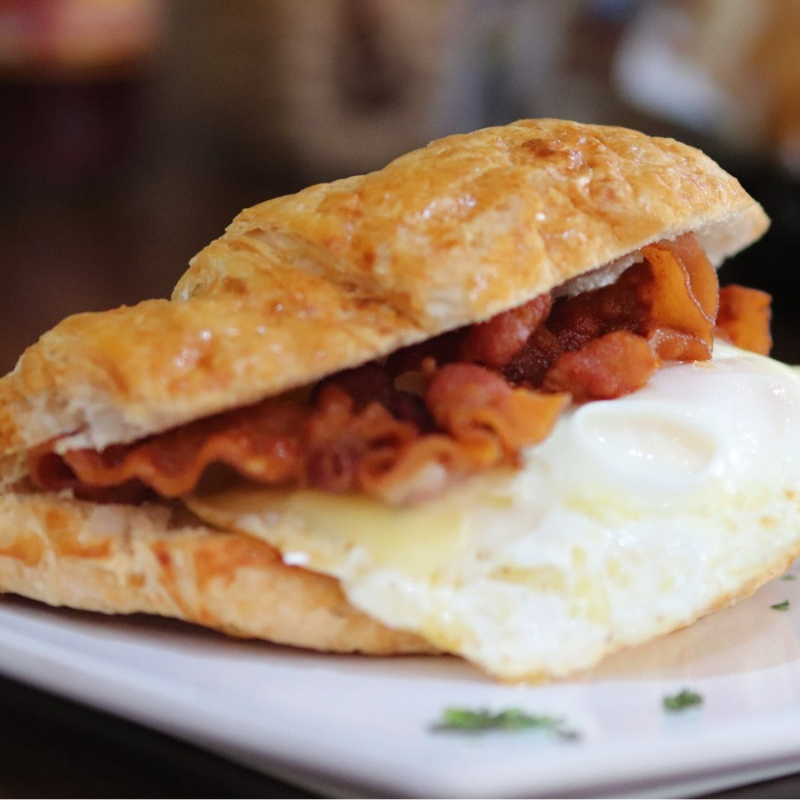 Croissant Jamon Y Queso.