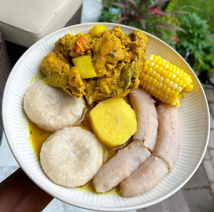 CURRY CHICKEN SM.