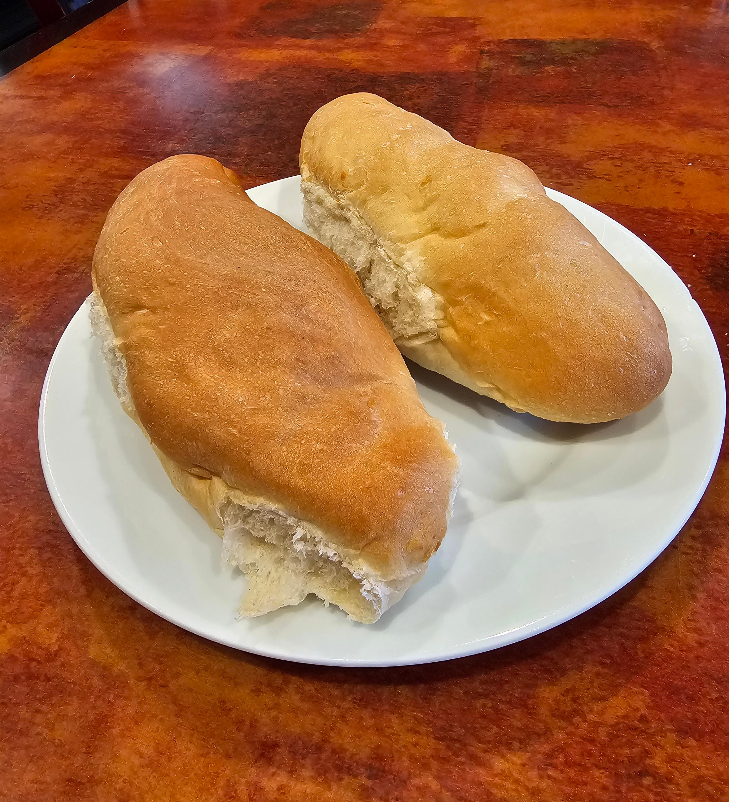 $0.95 Pan Frances.