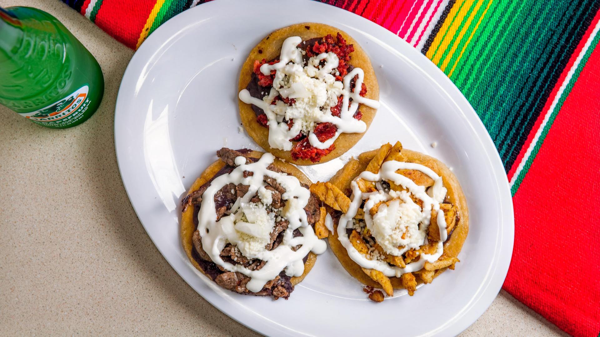 Picaditas.