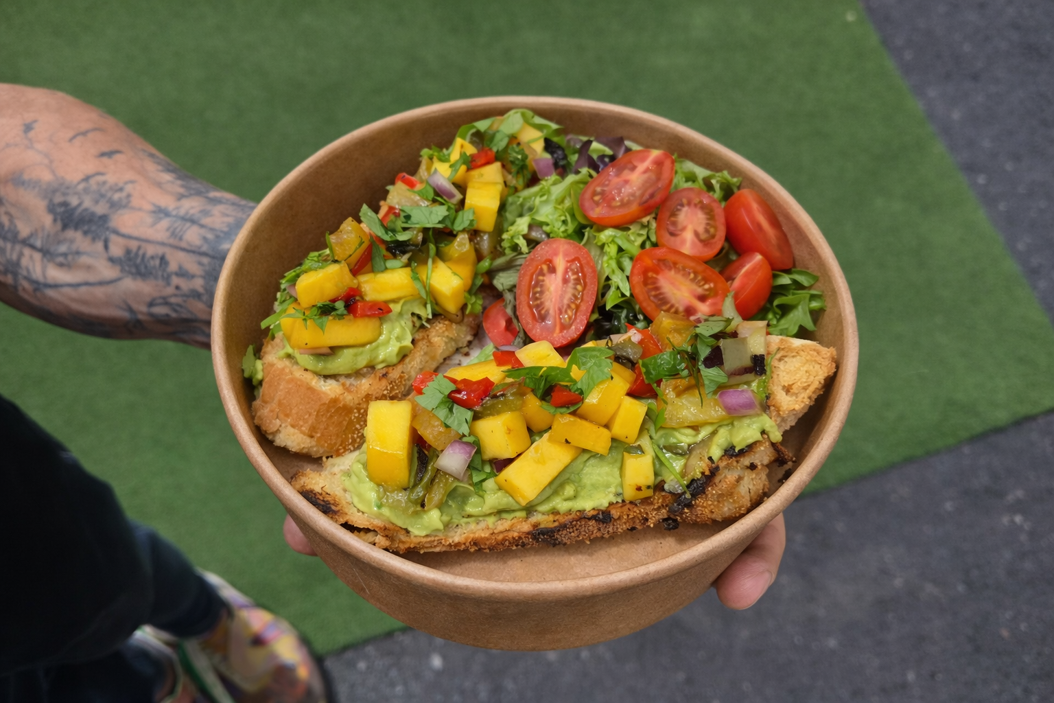 Tostada Brillo Tropical.