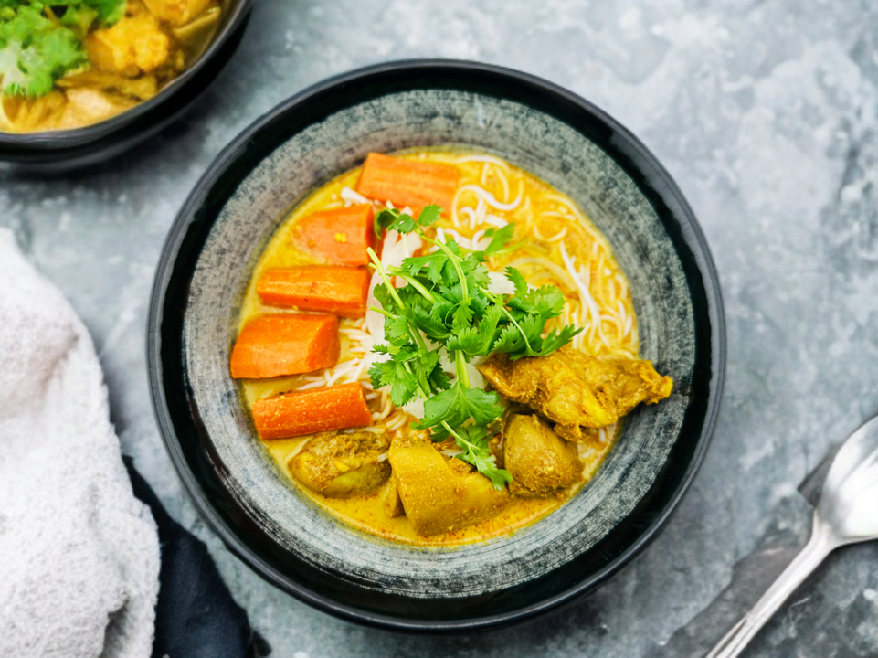 Curry Chicken with Noodle.