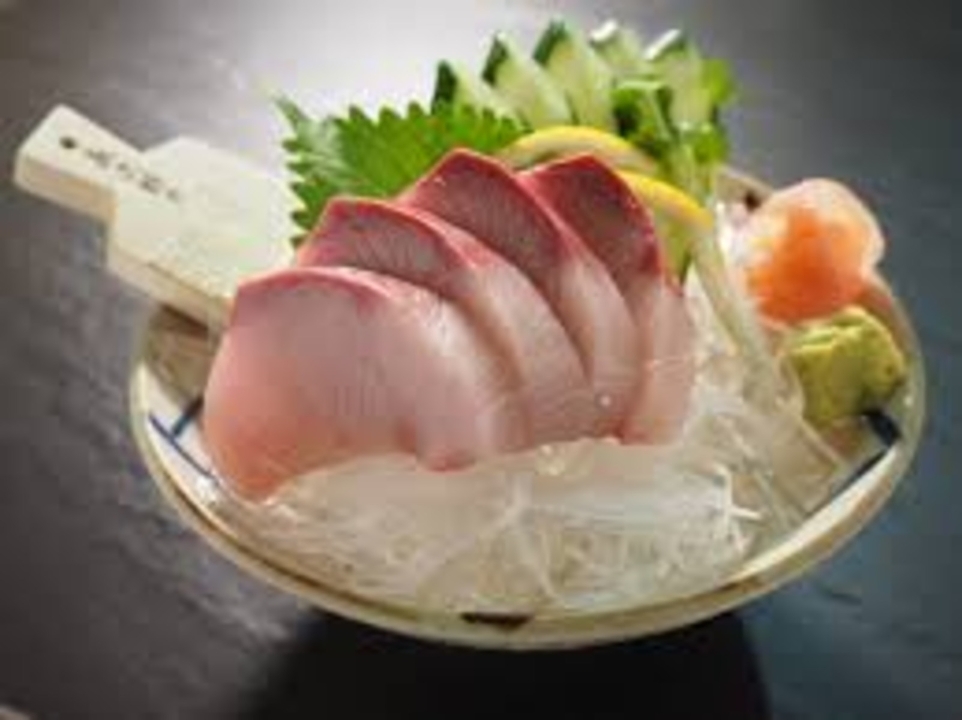 3 Pc Sashimi "Hamachi" Yellowtail.