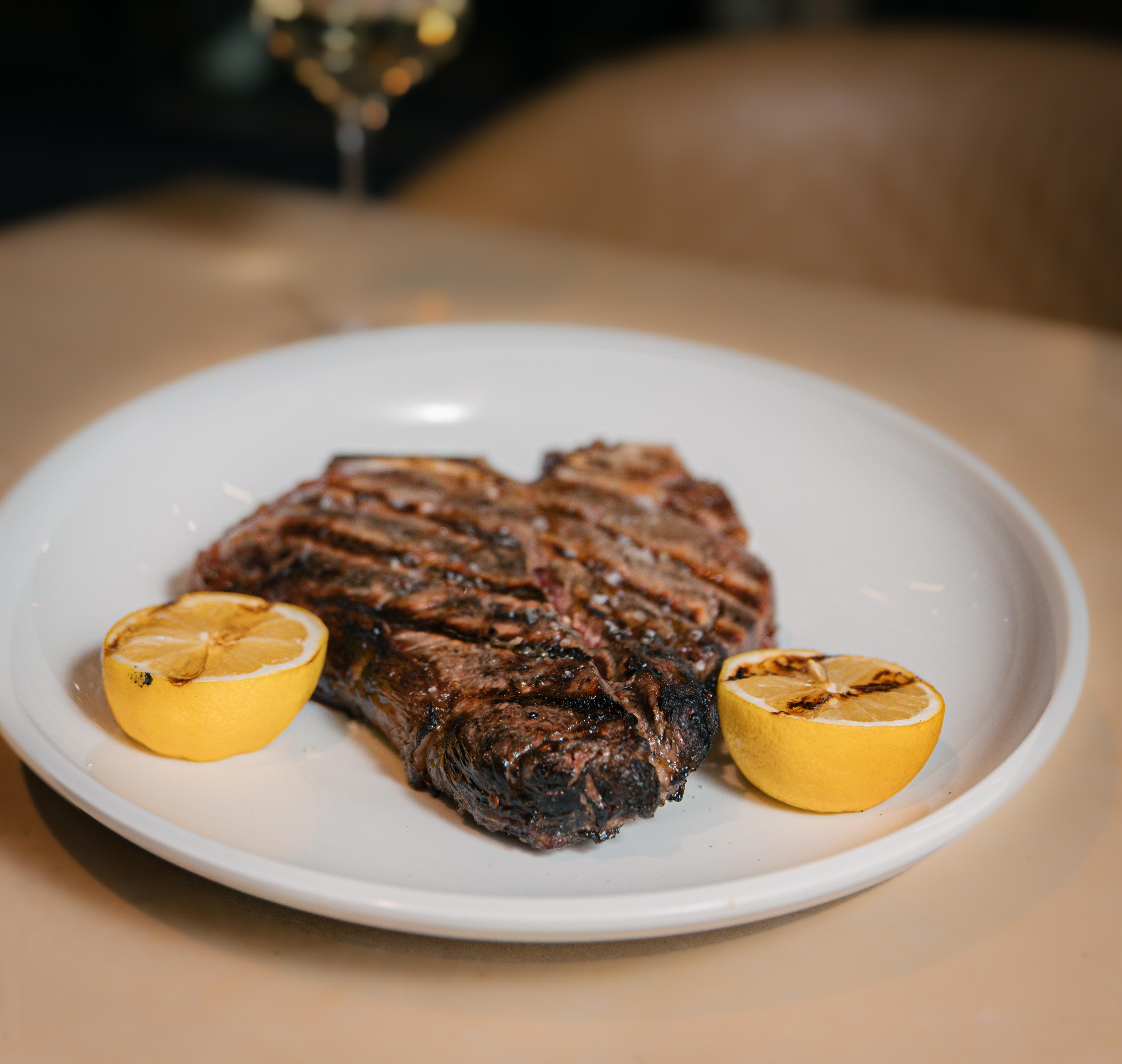 T-Bone 28 oz.