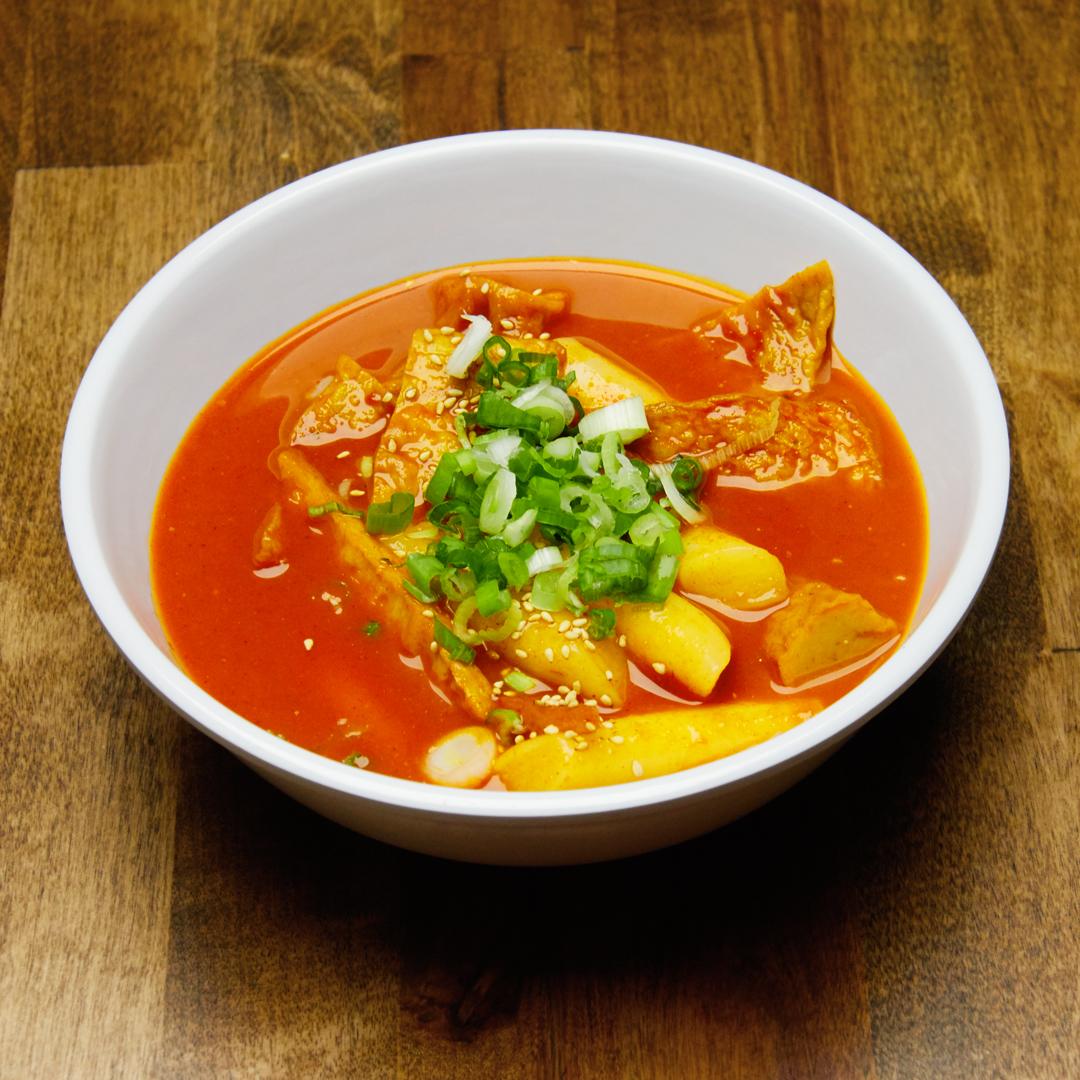 Ddukbokki (떡볶이).