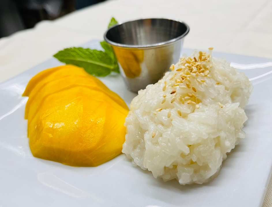 MANGO STICKY RICE.