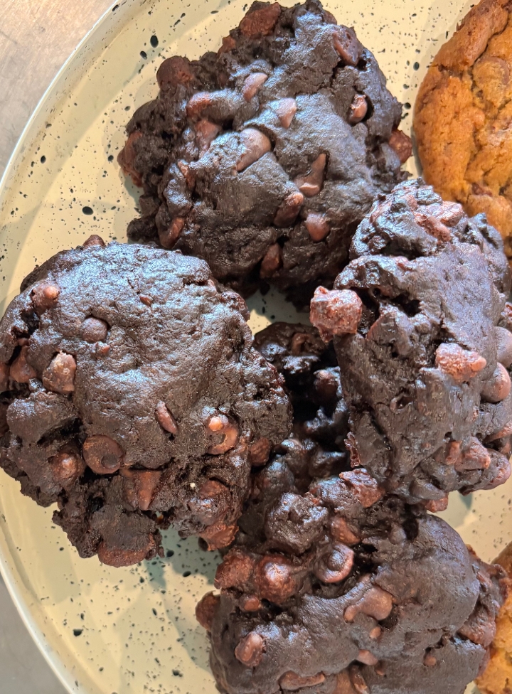 Double Chocolate Cookie.