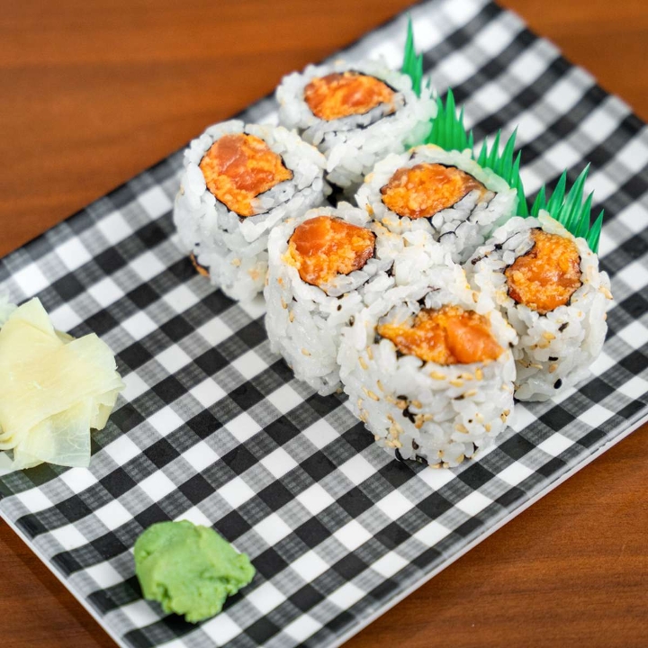 Spicy Salmon Roll.