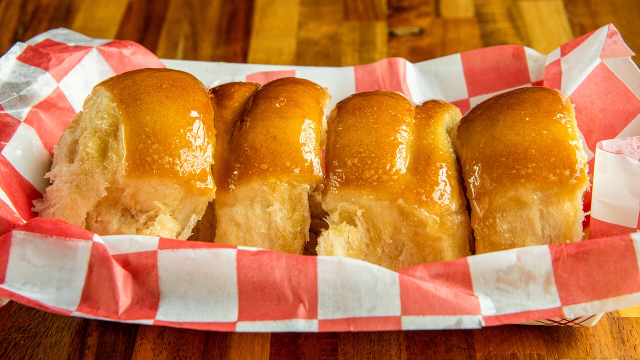 4 Honey Butter Rolls.