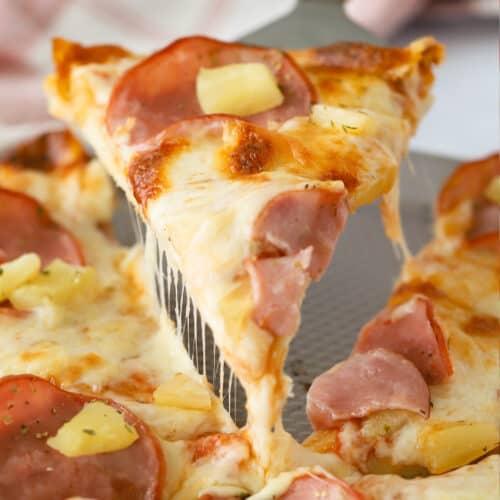 HAWAIIAN PIZZA.