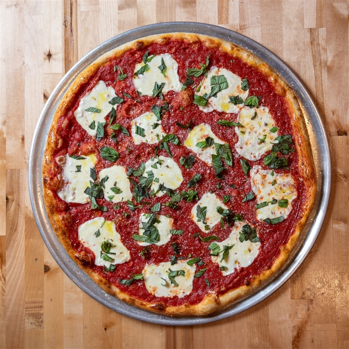 20" Margherita Pizza.