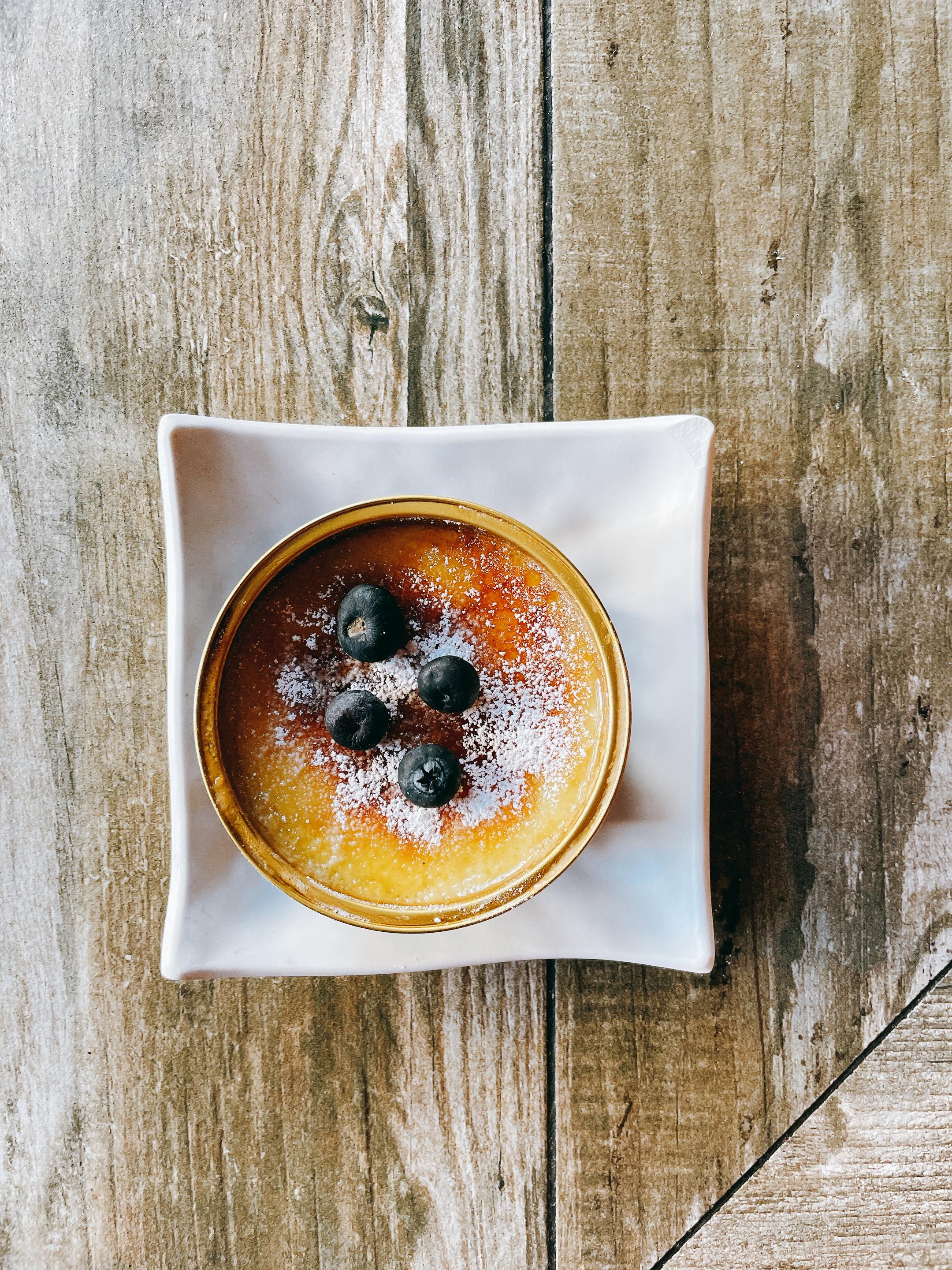 Crème Brûlée.