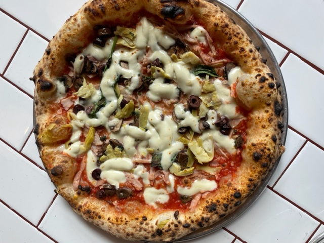 Capricciosa pizza.