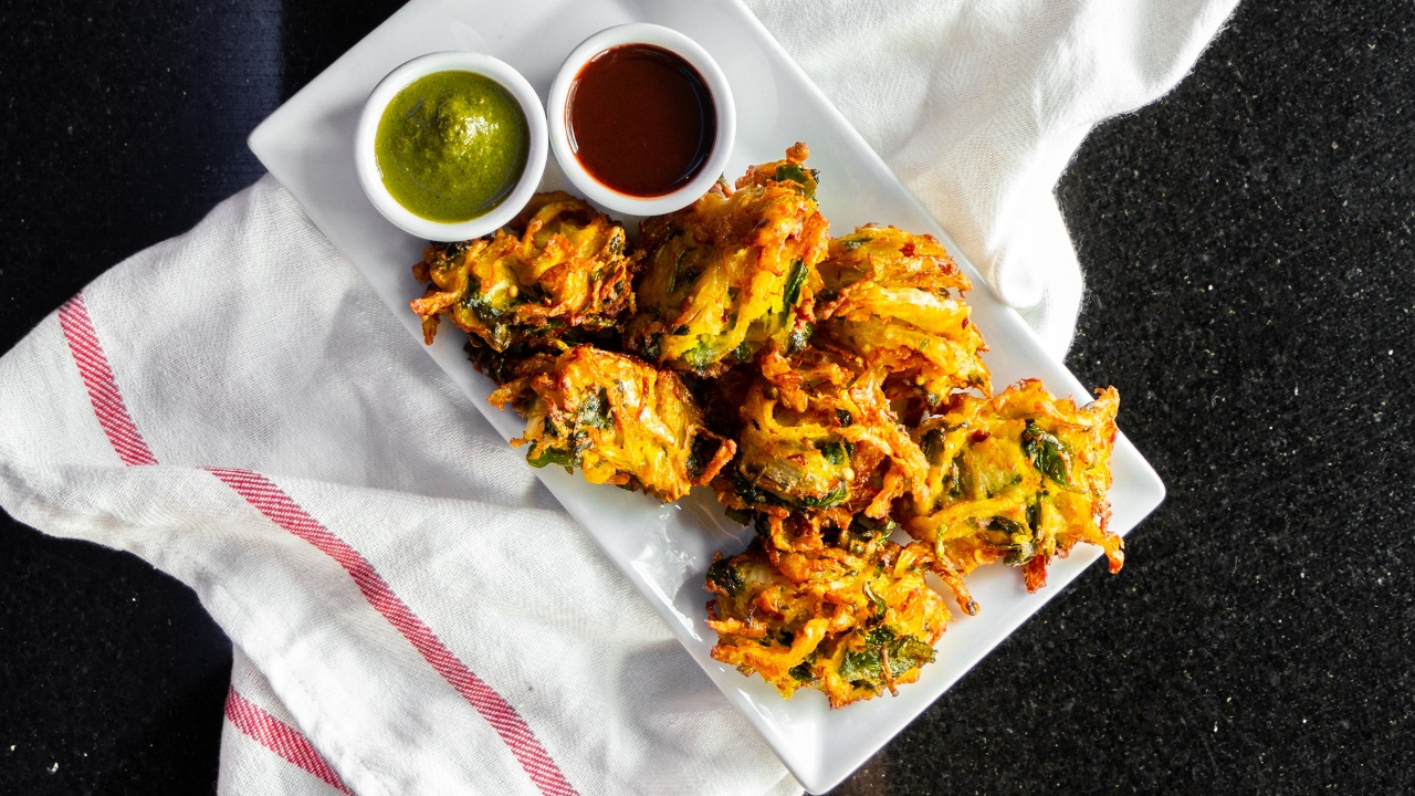 Onion Bhajia (V, GF).