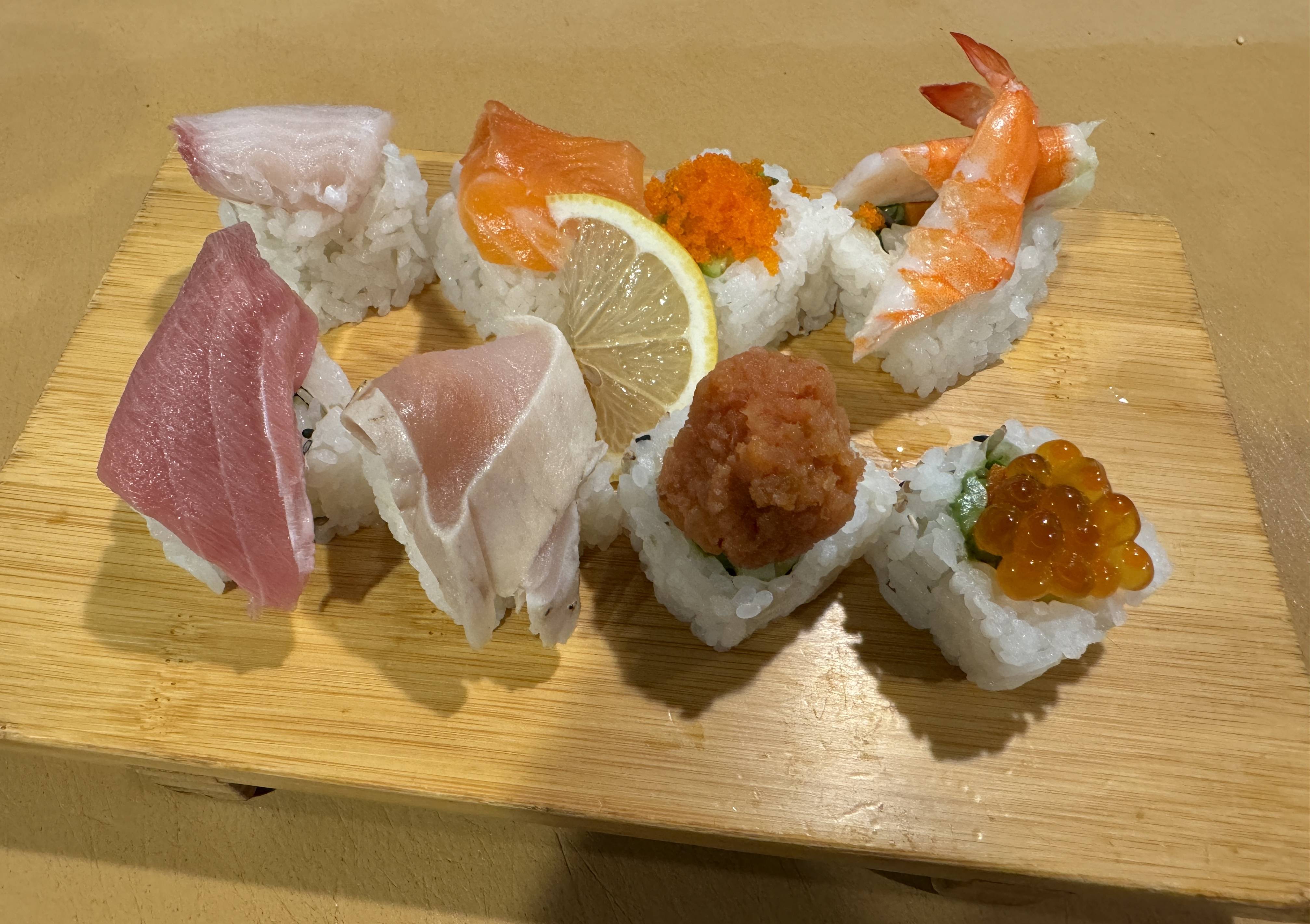 Sashimi Special Roll.