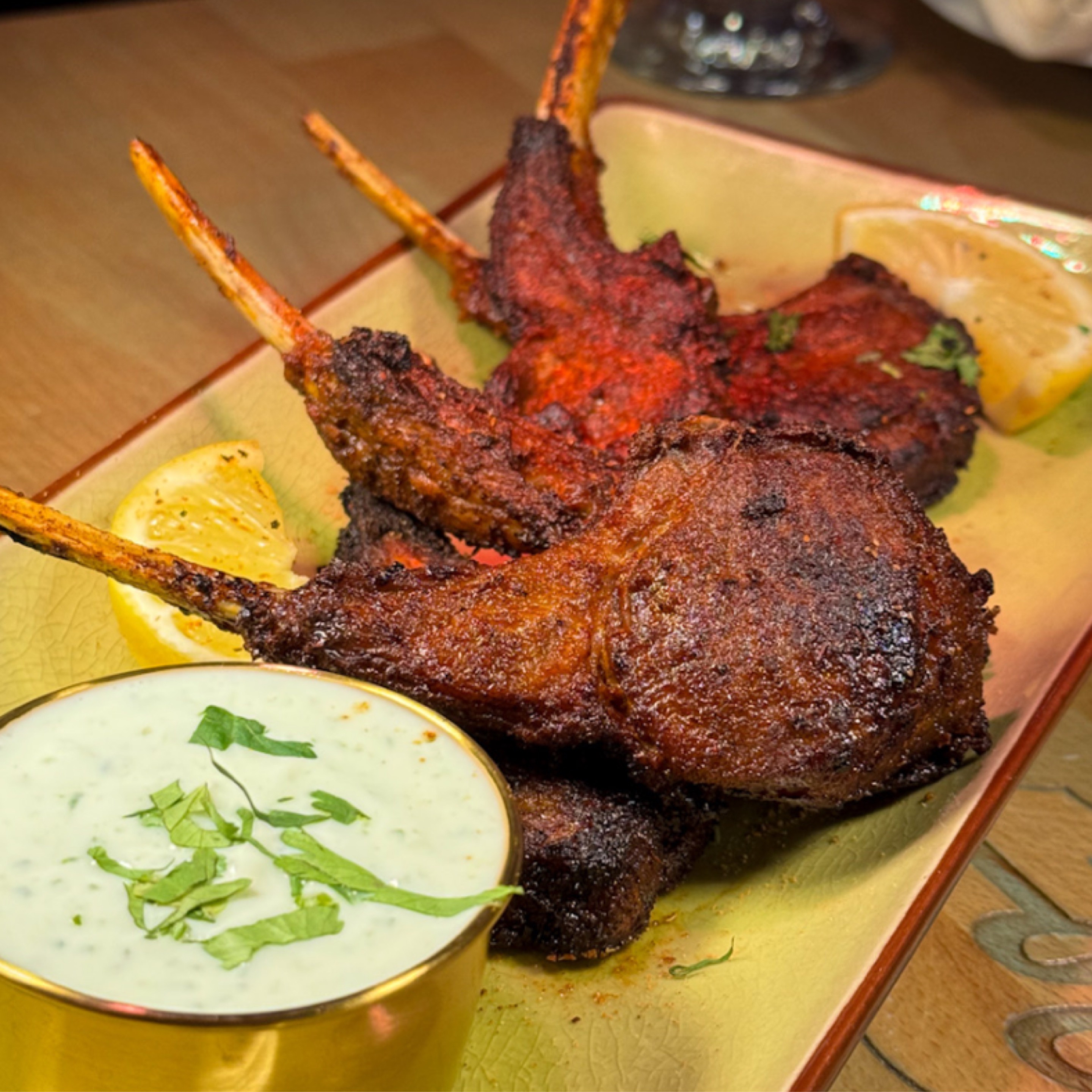 ◼️ Grilled Lamb Chops ⚫️.